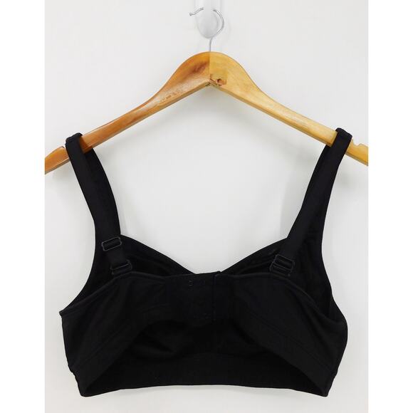 Lululemon Women's Black Ta‎ Ta Tamer II Activewear Sports Bra Size 34D - Picture 2 of 7